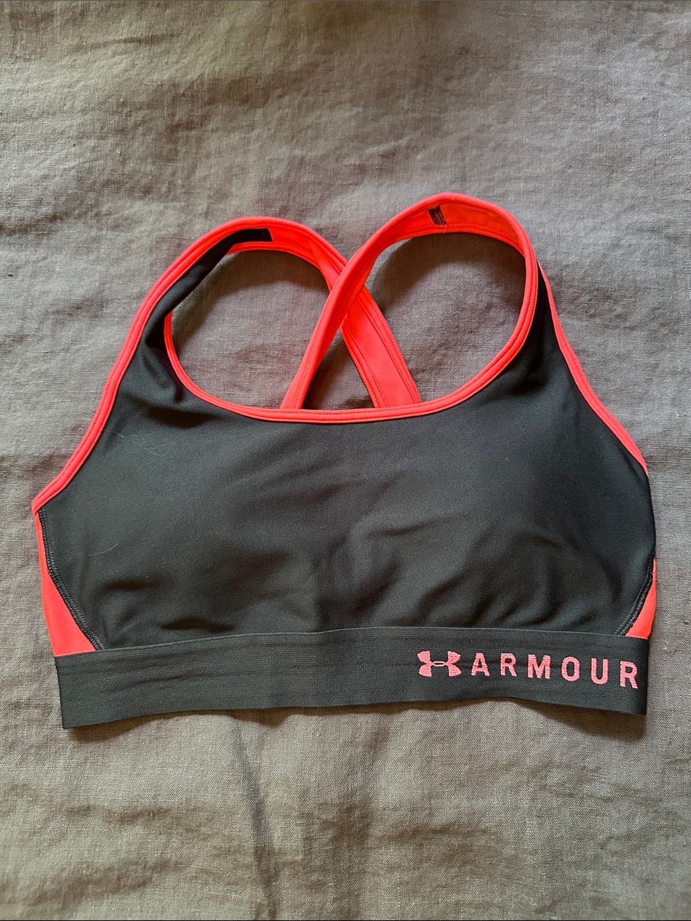 Under Armour Black & Neon Pink Crossback Sports Bra